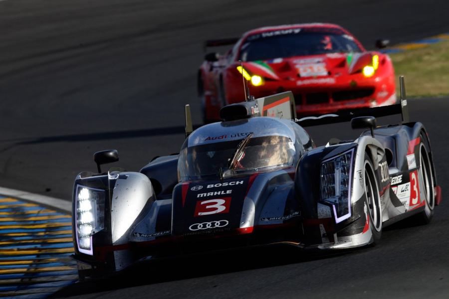  Audi R18 Le Mans 24hr 2012 года  (фото 34 из 43)